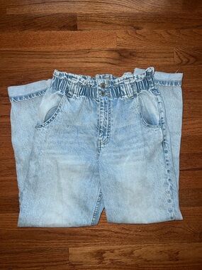 Forever 21 Ruched High Waisted Light Denim Blue Jeans Women’s Small